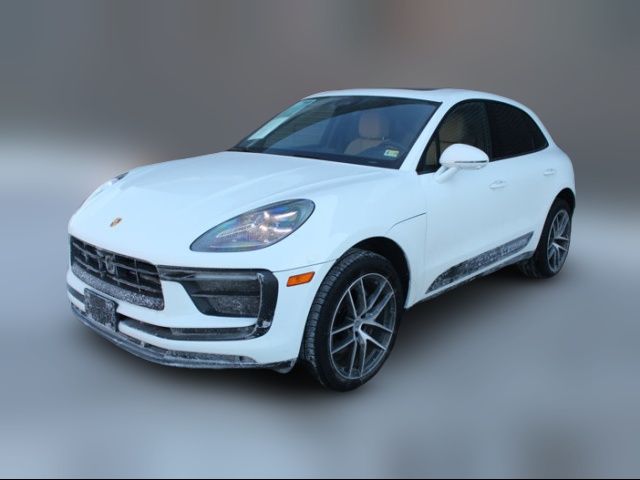 2024 Porsche Macan Base