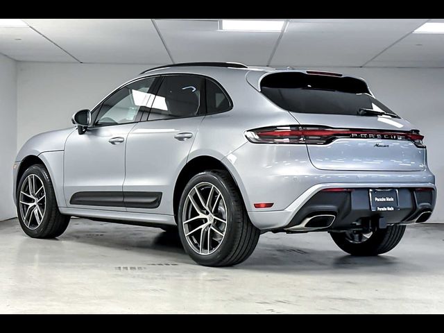 2024 Porsche Macan Base