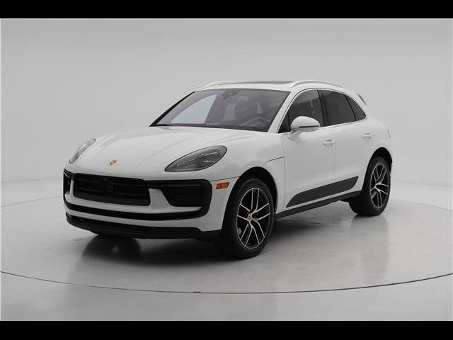 2024 Porsche Macan Base