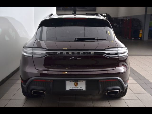 2024 Porsche Macan Base