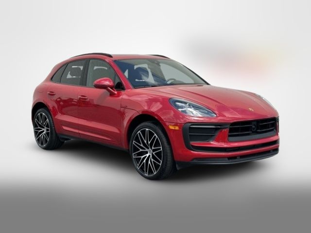 2024 Porsche Macan Base
