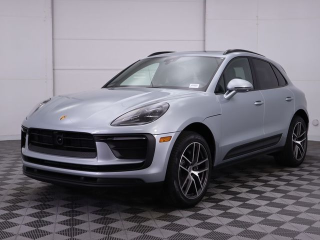 2024 Porsche Macan Base