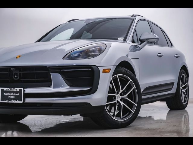 2024 Porsche Macan 