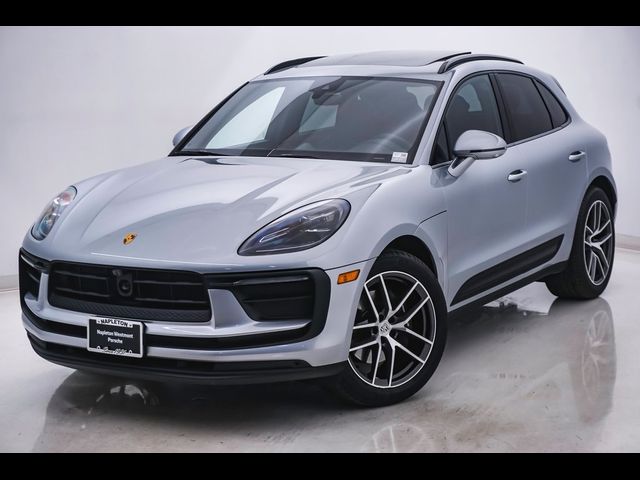 2024 Porsche Macan 