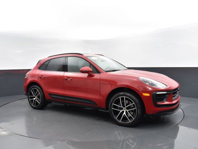 2024 Porsche Macan Base