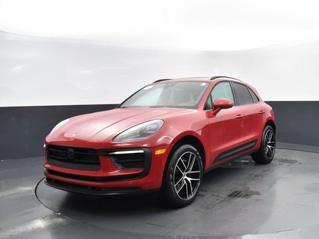 2024 Porsche Macan 