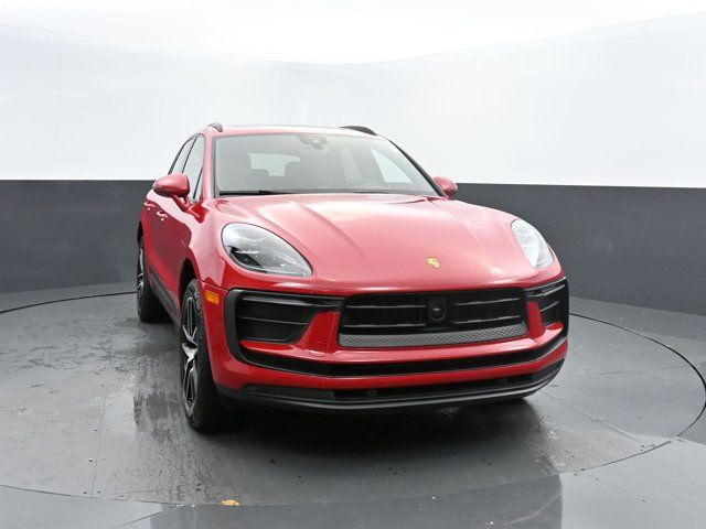 2024 Porsche Macan Base