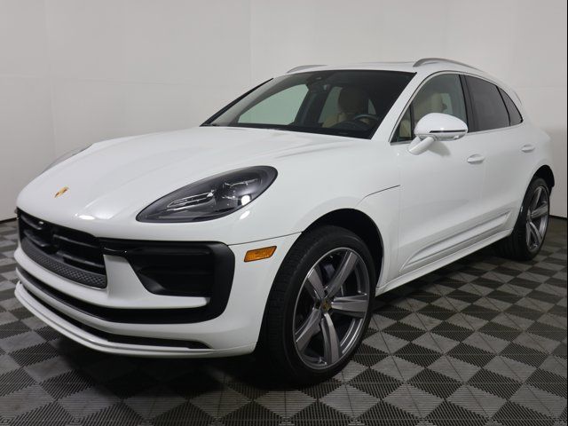 2024 Porsche Macan 