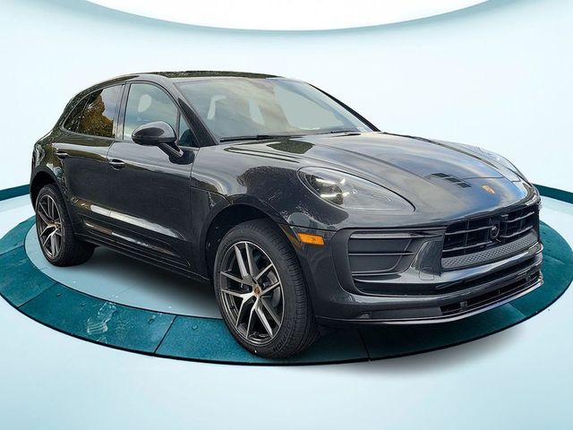 2024 Porsche Macan Base