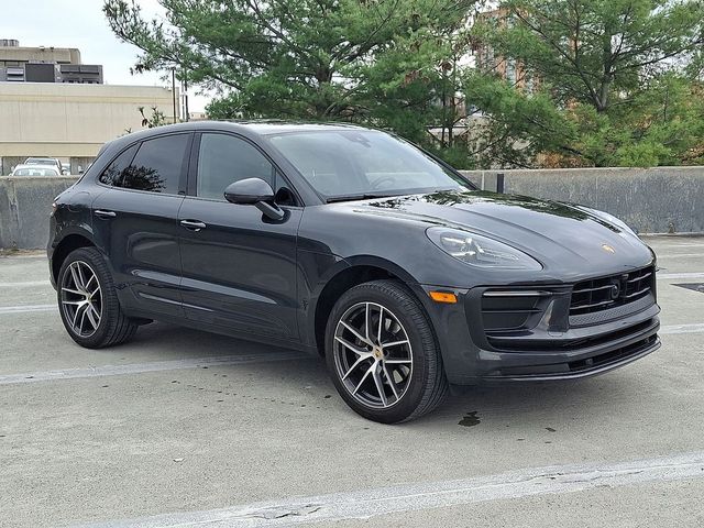 2024 Porsche Macan Base