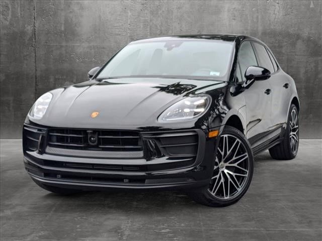 2024 Porsche Macan Base