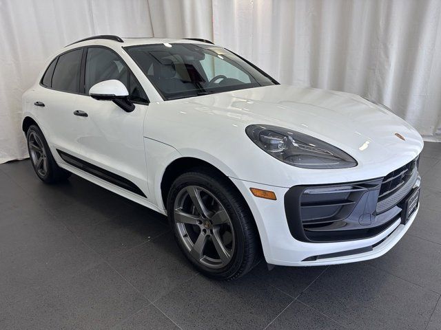 2024 Porsche Macan Base