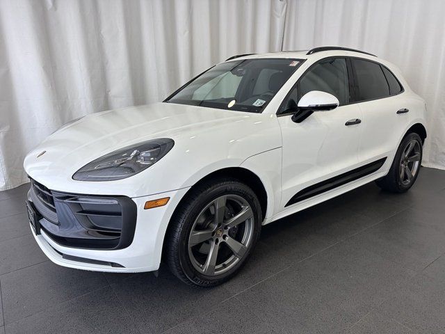 2024 Porsche Macan Base