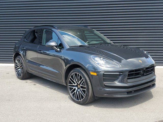 2024 Porsche Macan Base