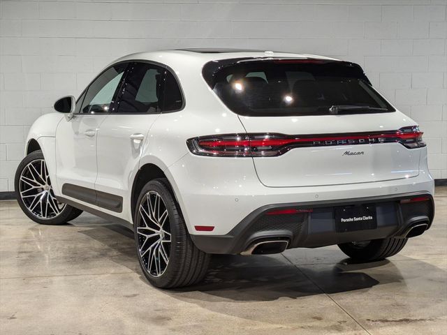 2024 Porsche Macan Base