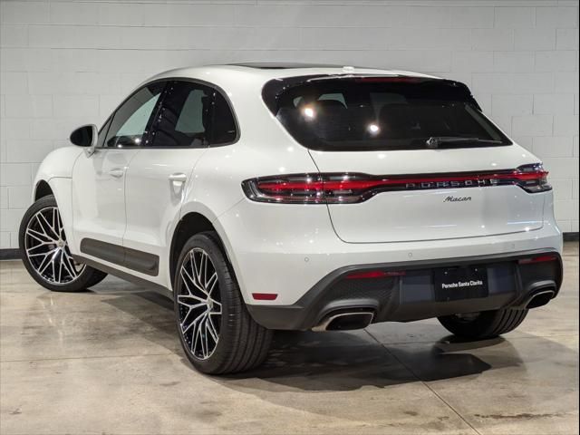 2024 Porsche Macan Base