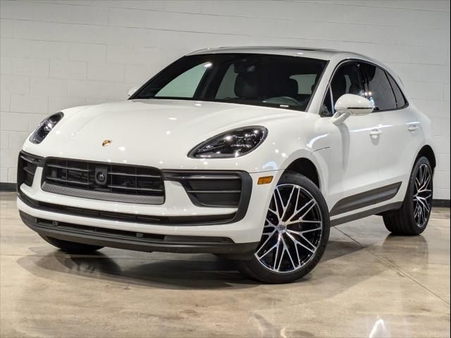 2024 Porsche Macan Base