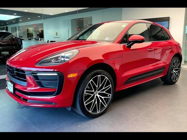 2024 Porsche Macan Base