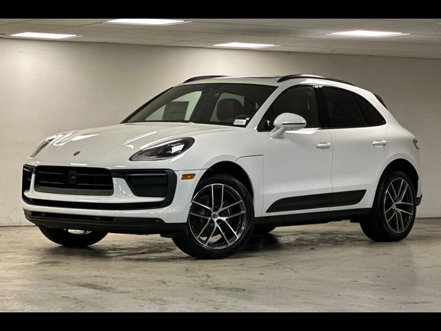 2024 Porsche Macan Base