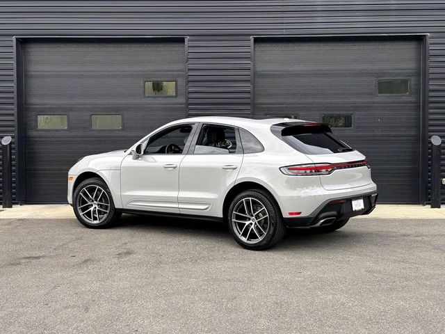 2024 Porsche Macan Base