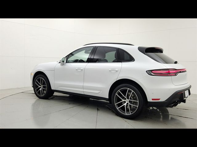 2024 Porsche Macan 