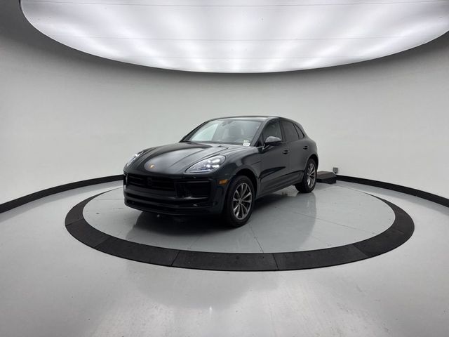 2024 Porsche Macan Base