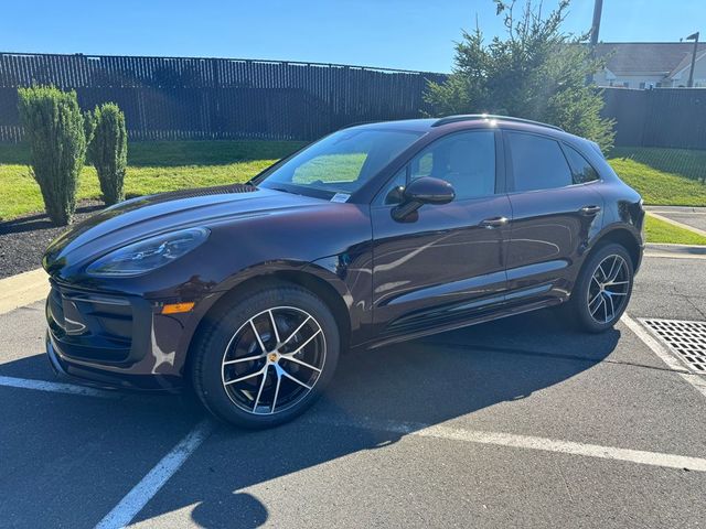 2024 Porsche Macan Base