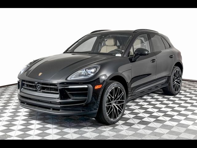 2024 Porsche Macan Base