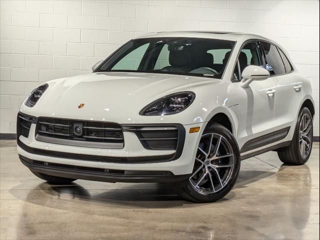 2024 Porsche Macan Base