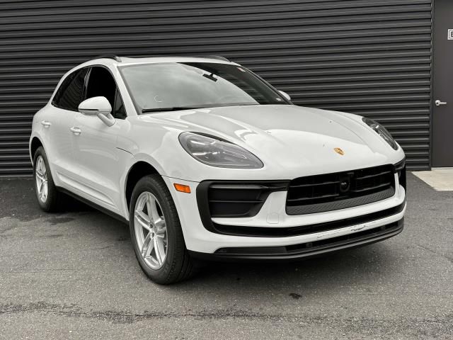 2024 Porsche Macan T