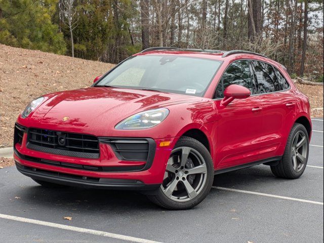 2024 Porsche Macan Base