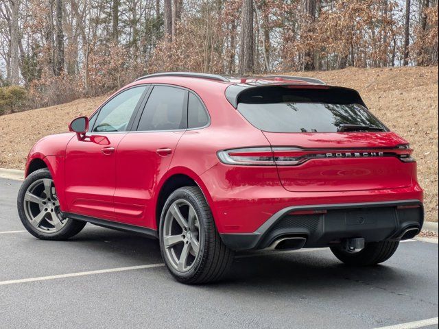 2024 Porsche Macan Base