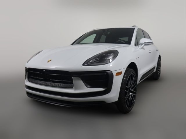 2024 Porsche Macan 