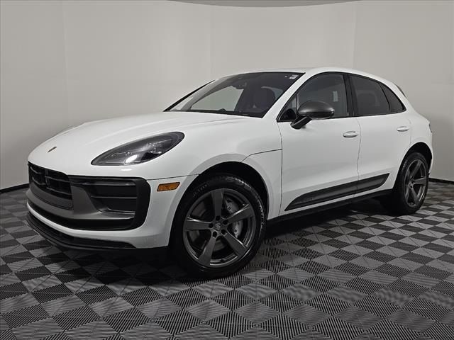 2024 Porsche Macan Base