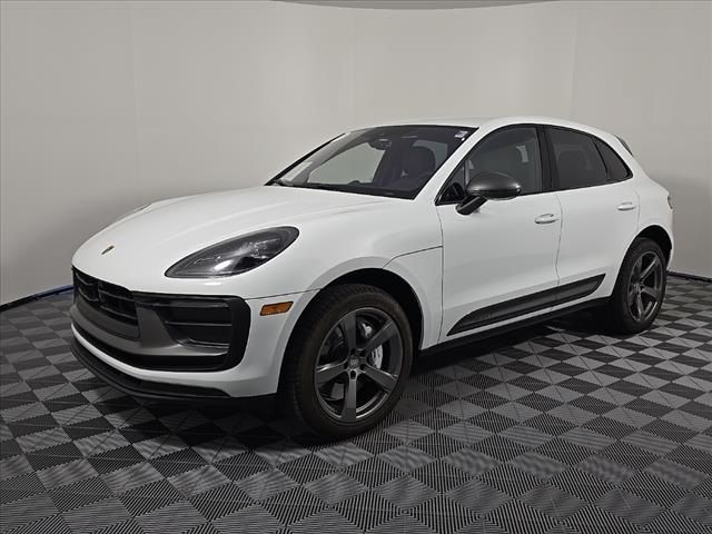 2024 Porsche Macan Base