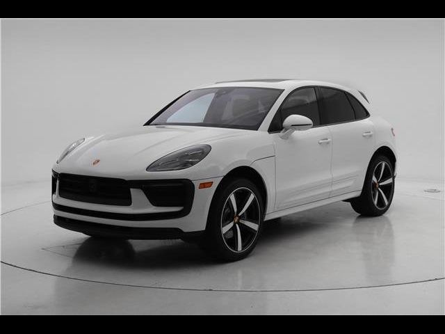 2024 Porsche Macan Base