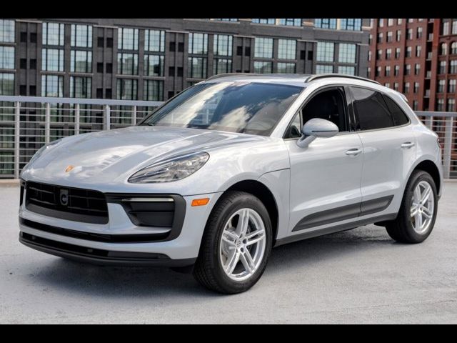 2024 Porsche Macan Base