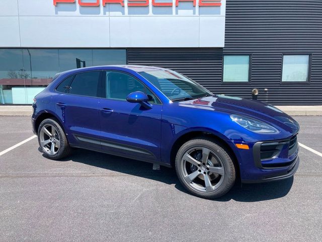 2024 Porsche Macan Base