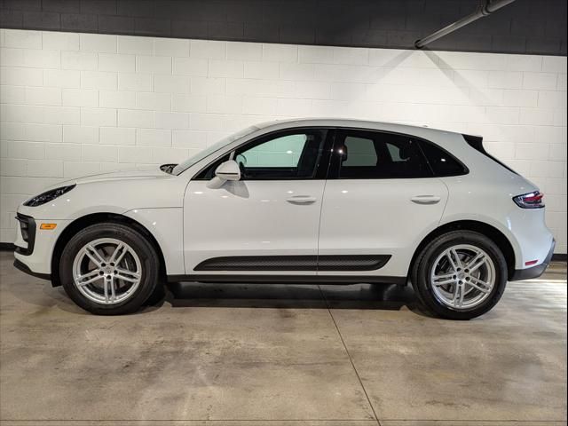 2024 Porsche Macan Base