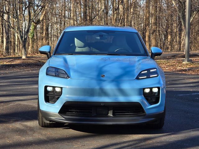 2024 Porsche Macan Electric 4