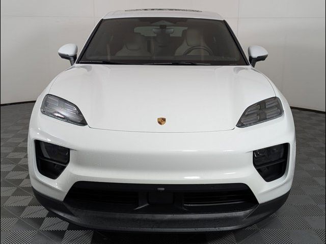2024 Porsche Macan Electric 4