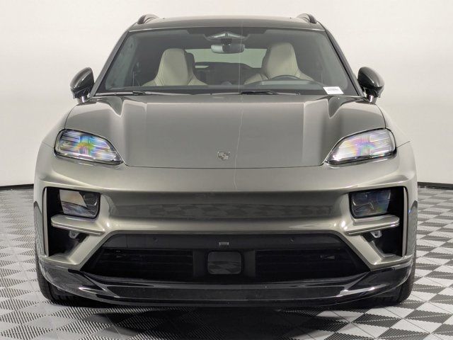 2024 Porsche Macan Electric Turbo