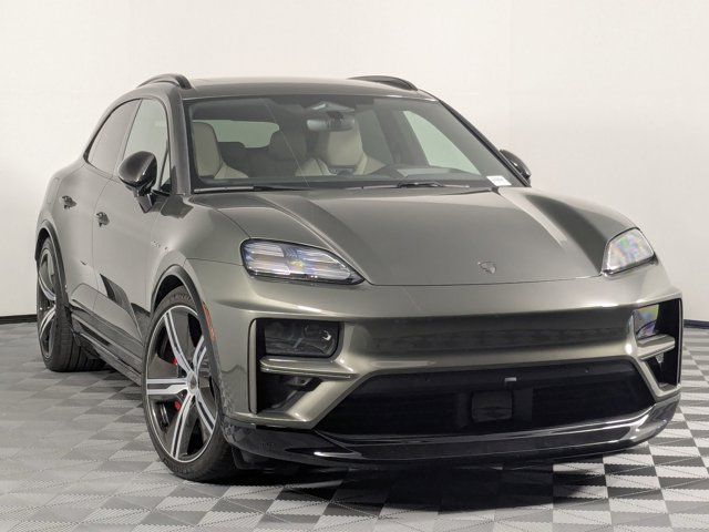 2024 Porsche Macan Electric Turbo