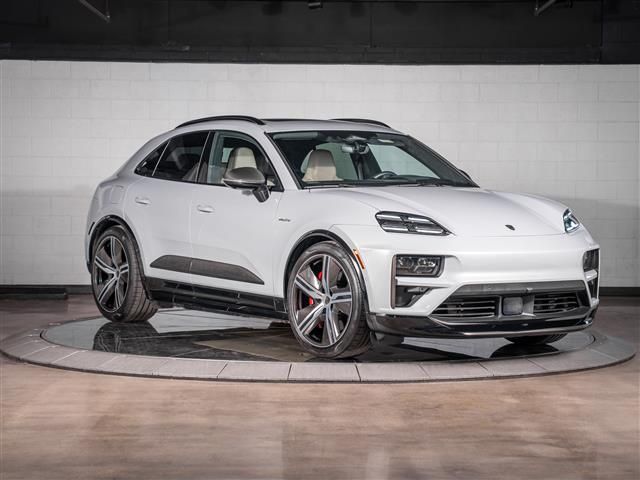 2024 Porsche Macan Electric Turbo