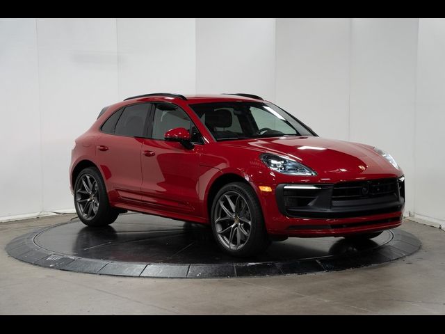 2024 Porsche Macan GTS