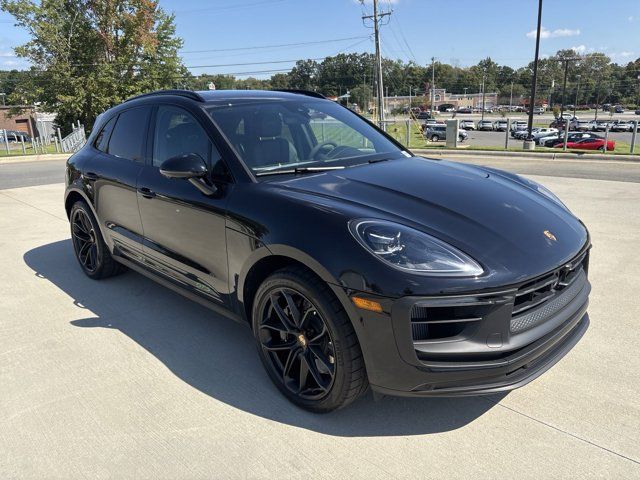 2024 Porsche Macan GTS