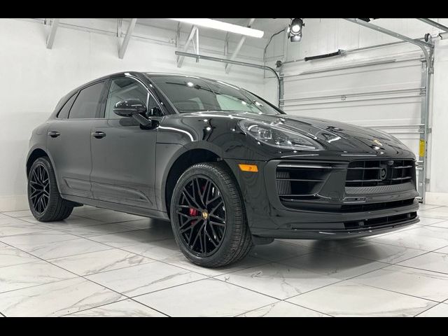 2024 Porsche Macan GTS