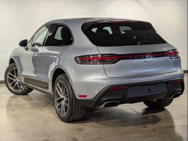 2024 Porsche Macan Base