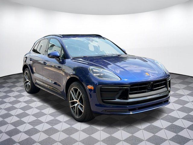 2024 Porsche Macan Base