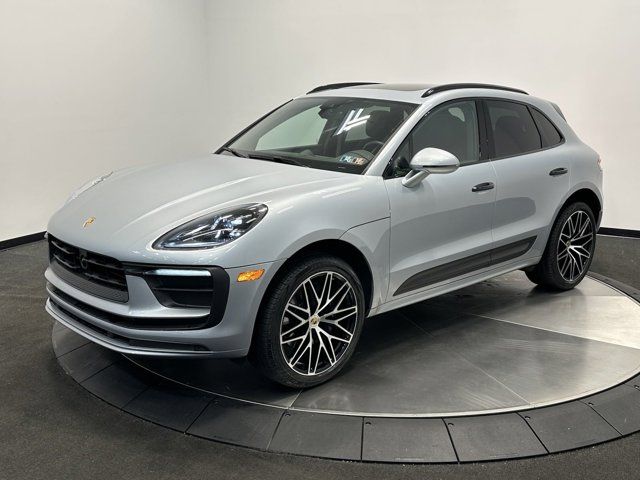 2024 Porsche Macan Base